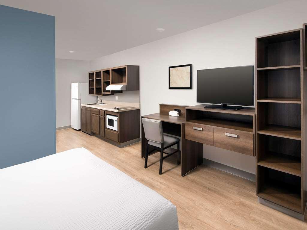 Woodspring Suites Провиденс Номер фото
